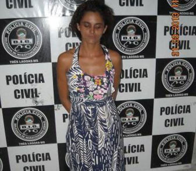 Polícia apreende mulher acusada de furto