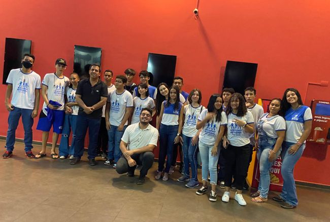 Alunos Do Armel Miranda Visitam Cinema Do Shopping Para Projeto Eletivas